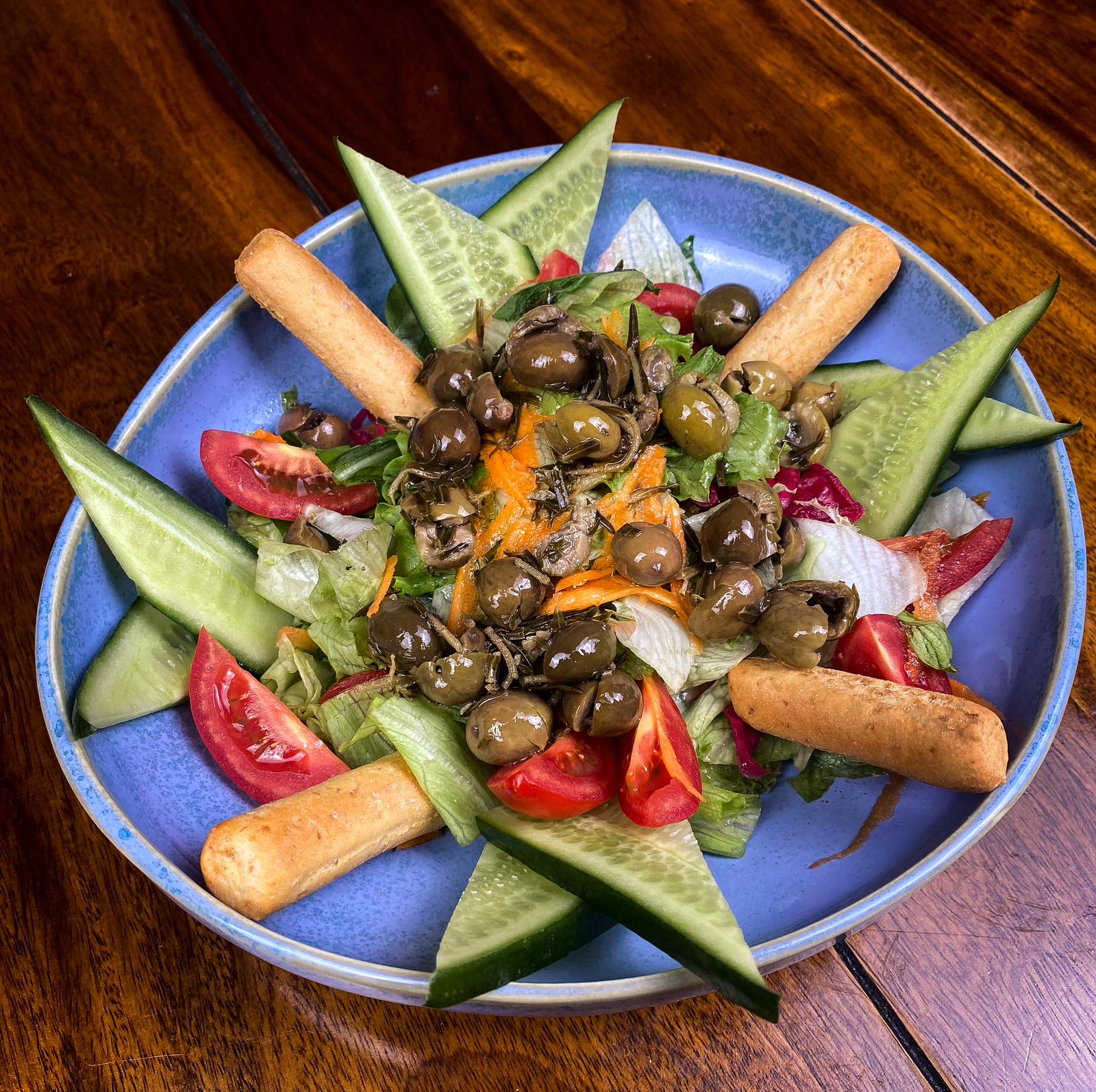 VG SA 03 Salad With Antiochia Olives